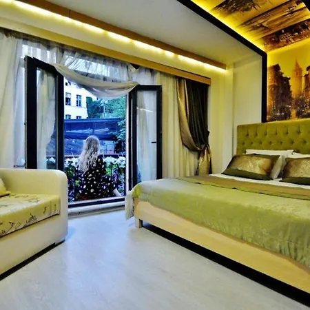 Shadi House